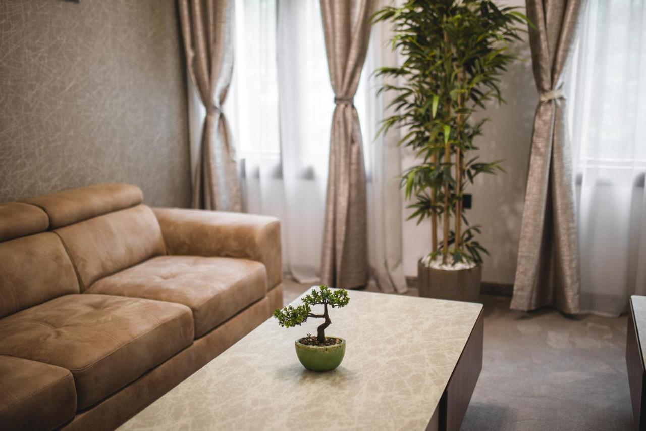 Ni Apartmanski Smestaj King Bo מראה חיצוני תמונה